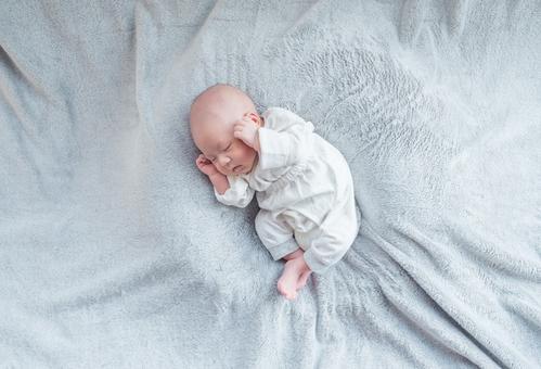 新生兒保險(xiǎn)買什么好?要遵循三個(gè)原則